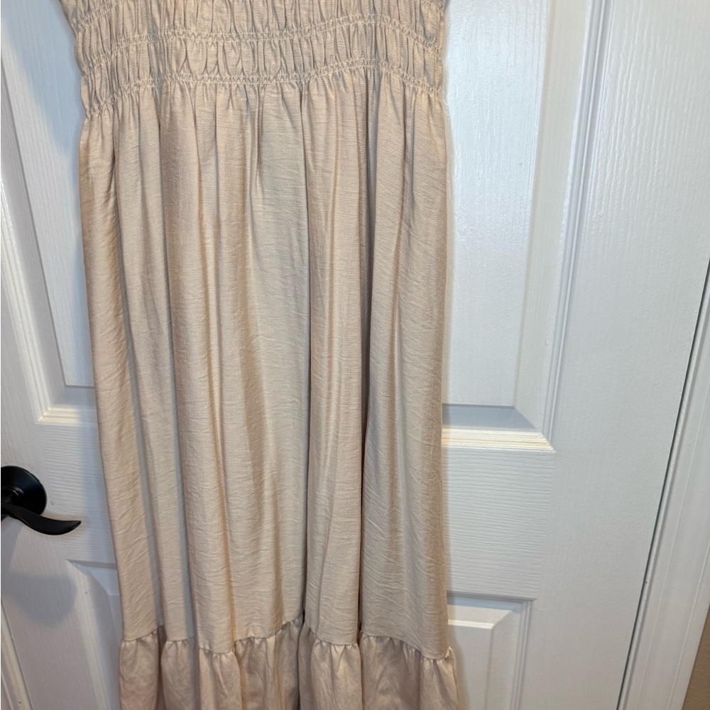 NWT August Sky Light Khaki V Neck Short Sleeve Midi Dress Size S - Picture 8 of 8